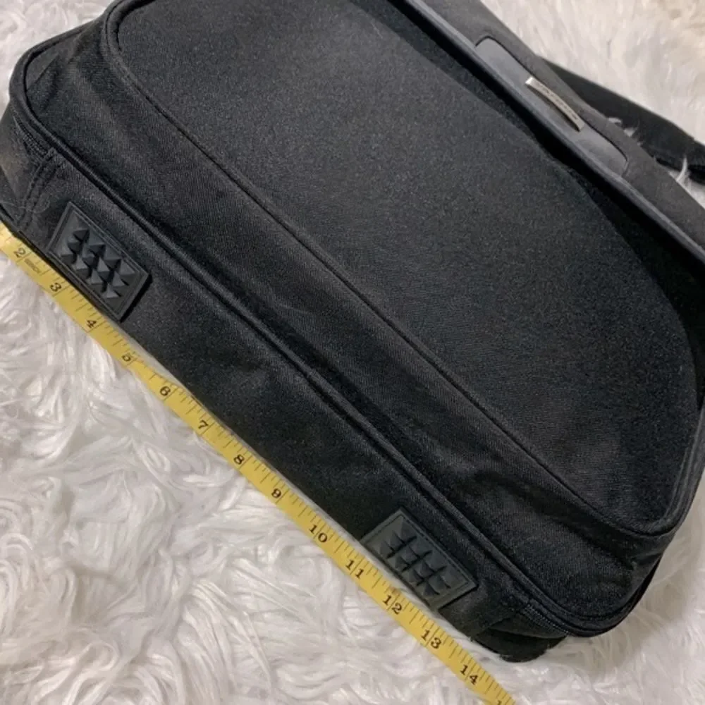 🟢3 for $20 TARGUS computer case w compartments zip closure top handle adj strap